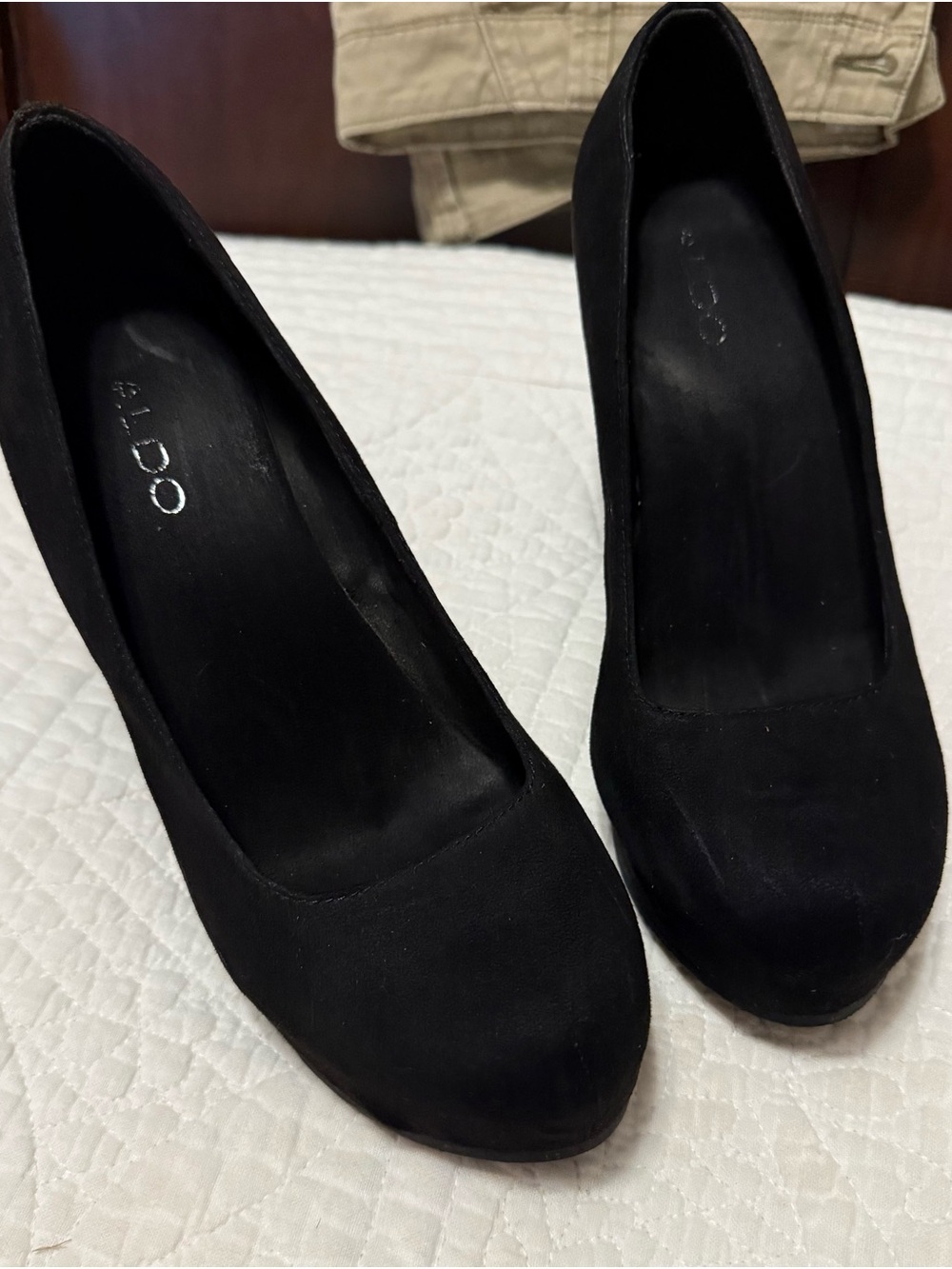 Aldo Black Suede Round-Toe Heel Wedge Pumps